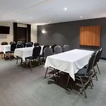 Super 8 By Wyndham Quebec City