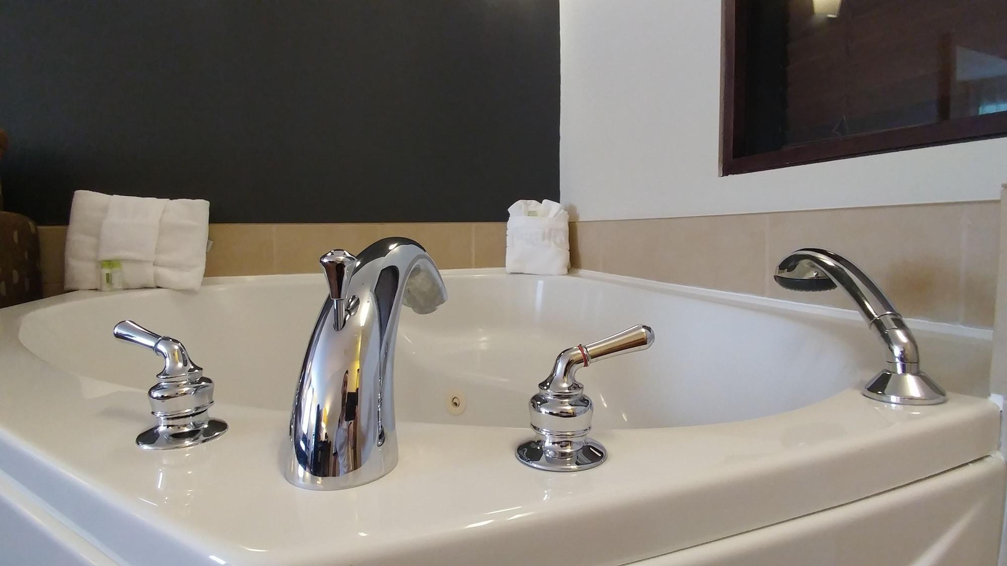 Super 8 By Wyndham Hotel