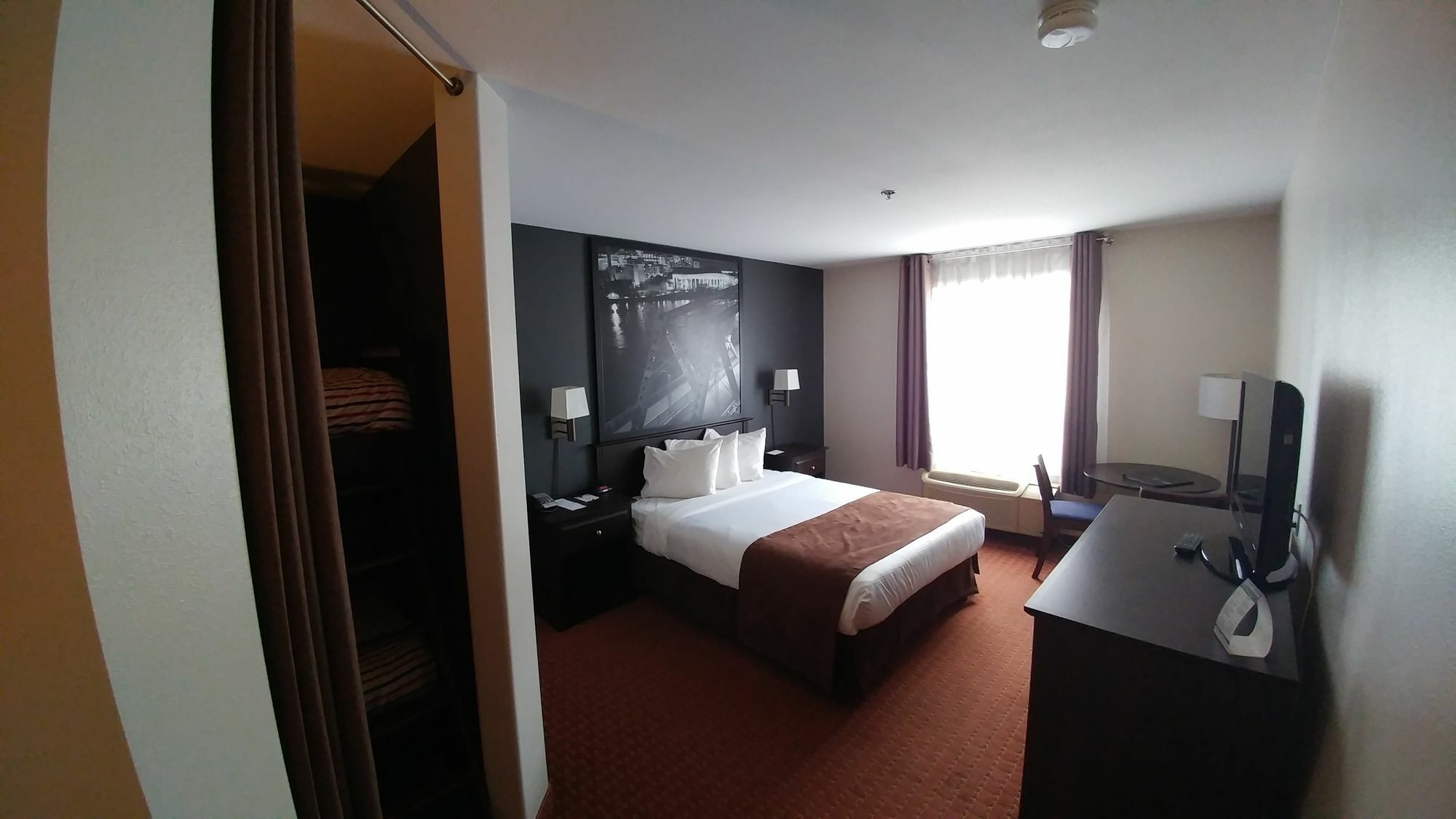 Super 8 By Wyndham 3*